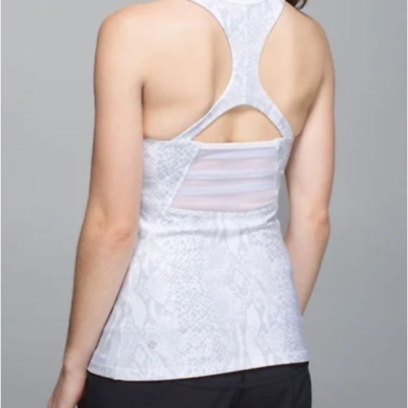 Lululemon Mesh With Me Tank Racer Back Built In Bra White Desert Snake - Picture 3 of 10
